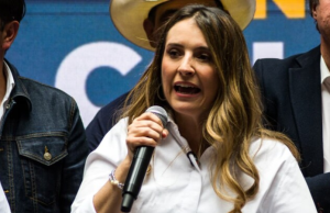 Paloma Valencia pide acción urgente a Petro por ataques en Valle y Cauca