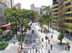 Diez años caminando el Centro: una fiesta cultural para sentir la ciudad