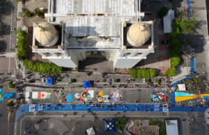 Semana Santa: salvadoreños elaboran alfombra de sal de más de 1 km