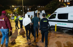 Tres detenidos en Engativá por vender licor adulterado