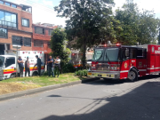Tres lesionados por explosión de tanque de alcohol en Kennedy