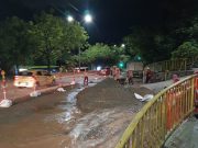 Avanzan reparaciones tras daño por tubo roto en Envigado