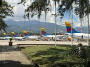 El Olaya Herrera acoge flota de Twin Otter de Satena