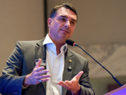 Congreso brasileño habilita reducir pena de Bolsonaro