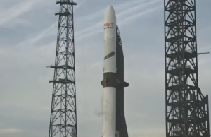 Blue Origin lanza por primera vez un cohete con propulsor reutilizado
