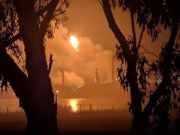 Incendio en refinería amenaza suministro de combustible en Australia