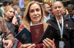 Seguro del contrato de pasaportes queda con La Previsora