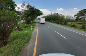 Riesgo de desabastecimiento en Valle por cierre de vía panamericana