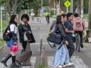 Jóvenes, los más optimistas con el futuro, pero muy críticos por cómo marchan de sus ciudades