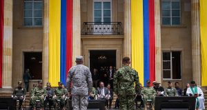 ¿Qué hay detrás de la salida de decenas de altos oficiales de las FF.MM. en las últimas semanas?