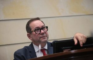 Ausentismo parlamentario, un flagelo de viaje data difícil de erradicar