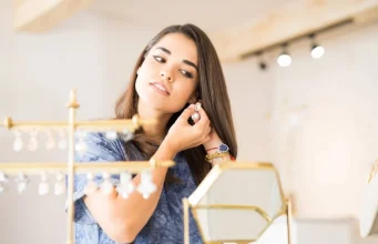 Los accesorios toman protagonismo: maximalismo, personalización y nostalgia marcan las nuevas tendencias de este segmento
