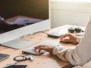 En Colombia, 1 de cada 10 trabajadores ve pornografía en el trabajo, según estudio: alerta por riesgos de ciberseguridad en empresas