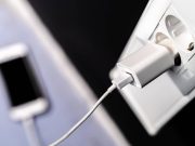 ¿Por qué el cargador del celular se calienta y cómo solucionarlo?