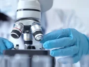 Científicos desarrollan terapia experimental que logró eliminar el cáncer de riñón más agresivo