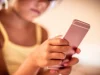 Uno de cada cinco adolescentes en Colombia sufre de abuso sexual digital, según estudio internacional: ¿en qué espacios se presenta esta problemática?