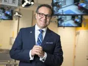 ‘Crecí en una familia humilde de México’: la historia del Dr. Q, el niño soñador que terminó operando cerebros en los mejores hospitales de EE. UU.