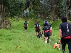 Tiempo de correr: experto explica por qué correr en montaña ‘no es para todo el mundo’ y puede ser más exigente para el cuerpo que hacerlo en asfalto