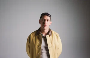 Lenny Tavárez apuesta por la salsa en ‘Pa’ Lo Bonito’, producido por Sergio George