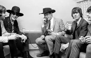 ¿Brian Epstein, el famoso mánager de los Beatles, pudo haber sido asesinado por la mafia? Así lo sugiere un nuevo libro