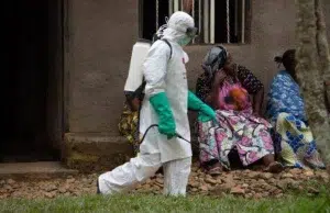 ¿Qué hace el virus del ébola en el cuerpo humano? Los efectos del mortal virus por el que la OMS lanzó una alerta internacional