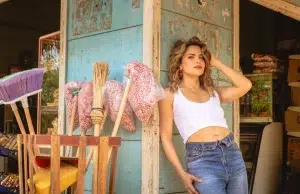 Adriana Lucía convierte el orgullo de ser “Pueblerina” en un himno para volver a las raíces