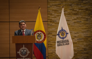 Piden intervención de Procuraduría por conductas del presidente Petro