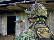 Combates con disidencias en Antioquia dejan un soldado muerto