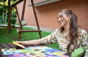 Alicia Molina crea universos infantiles desde Medellín
