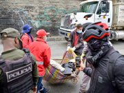 Desmontan cambuches y retiran seis toneladas de basura en el centro Bogotá