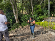 Frenan construcción que afectaba una quebrada en Cundinamarca