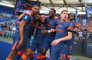 Inter celebra su Scudetto venciendo a Lazio