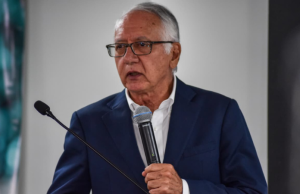 Procuraduría investigará a MinSalud Jaramillo por presunto proselitismo