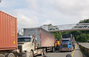 Medidas urgentes ante parálisis en la vía a Buenaventura pide Colfecar