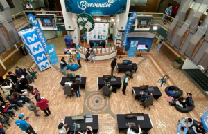 Multa millonaria a Movistar por fallas al reponer SIM cards