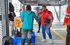 Refuerzan control a ventas informales en troncales de TransMilenio