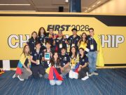 Equipo colombiano gana premio al espíritu de equipo en el mundial de robótica