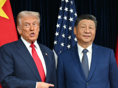 Trump aterriza en Pekín para cumbre de alto nivel con Xi Jinping