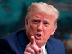Trump elevará los aranceles de autos y camiones de la UE al 25%