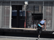Denuncian exceso de uso de fuerza por parte de guardas de Transmilenio