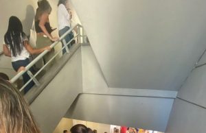 Reportan inusitada congestión en el puesto de votación del centro comercial Sandiego