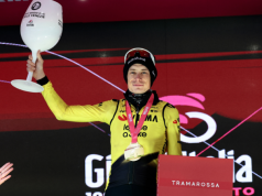 Vingegaard gana la novena etapa y se acerca el liderato del Giro