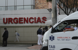Denuncian el deterior de condiciones laborales para médicos de UCI