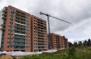 La economía perdió impulso en mayo por sectores como construcción y agricultura