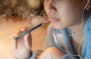 Científicos alertan contra el peligro de los sabores y el diseño técnico de los vapeadores
