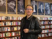 El colombiano Juan Gabriel Vásquez es uno de los invitados principales de la Feria del Libro de Lisboa