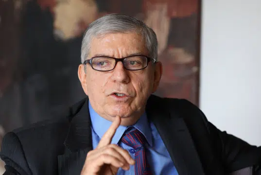 Fundación Santa Fe desmintió rumores sobre la muerte del expresidente César Gaviria: ‘Presenta una evolución clínica satisfactoria y estable’