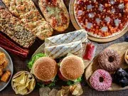 La dieta occidentalizada es ‘tóxica’ para el organismo: este patrón dietético afecta la microbiota intestinal