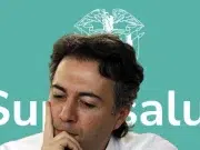 Los cambios que ha hecho Daniel Quintero al manual de la Supersalud para nombrar asesores sin experiencia en el sector