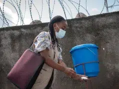 Director de la OMS alerta que muchos contactos con enfermos de ébola no han podido ser rastreados en el Congo